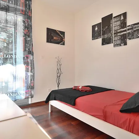 White Pebble - Luxury With Parking Apartment *