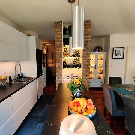 Apartment White Pebble - Luxury With Parking *